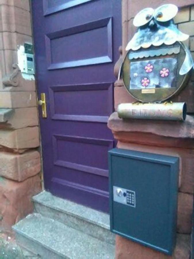 Doppelbettzimmer mit Bad Kaiserslautern Exterior foto