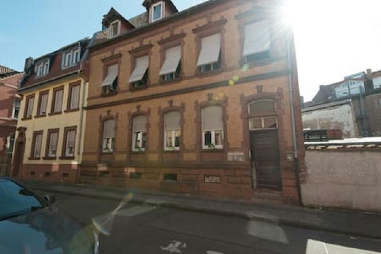 Doppelbettzimmer mit Bad Kaiserslautern Exterior foto