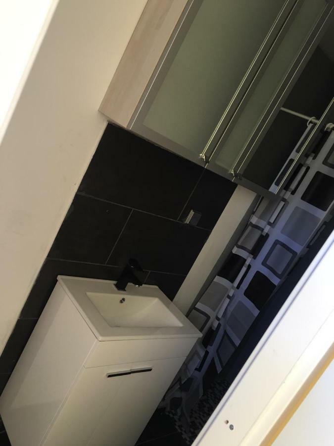 Doppelbettzimmer mit Bad Kaiserslautern Exterior foto